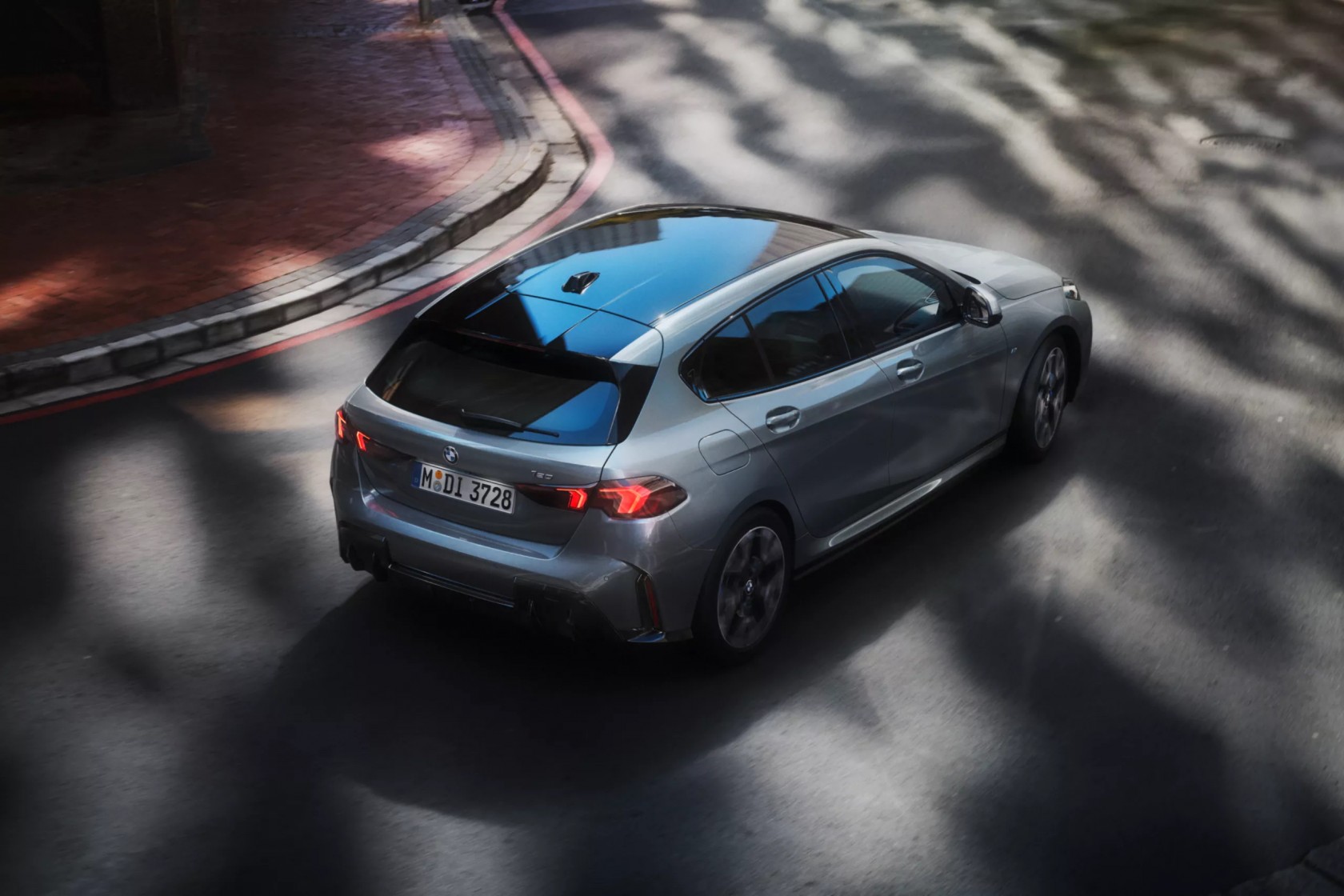 photo_text_left_right_new30844