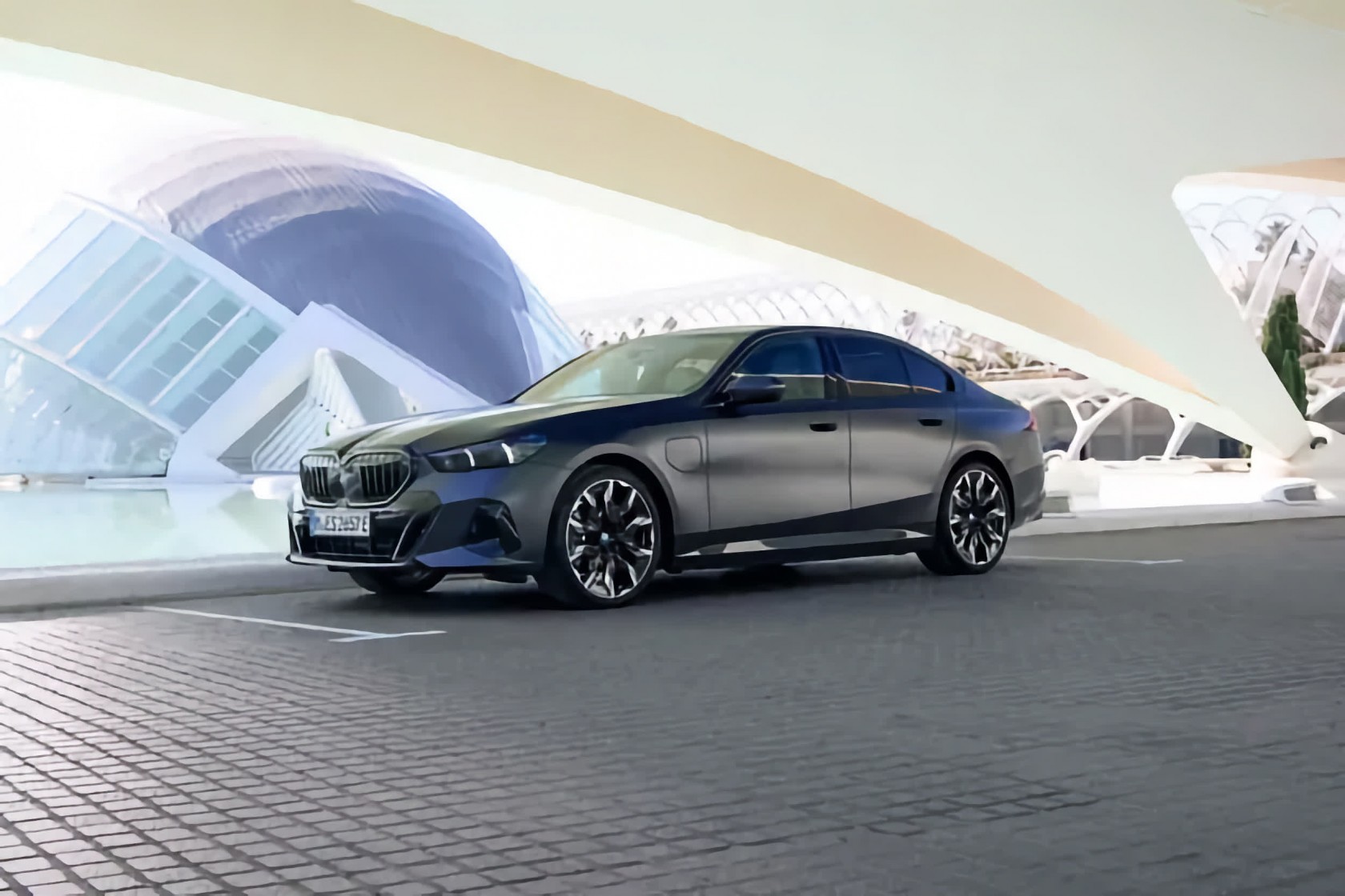 photo_text_left_right_new30464